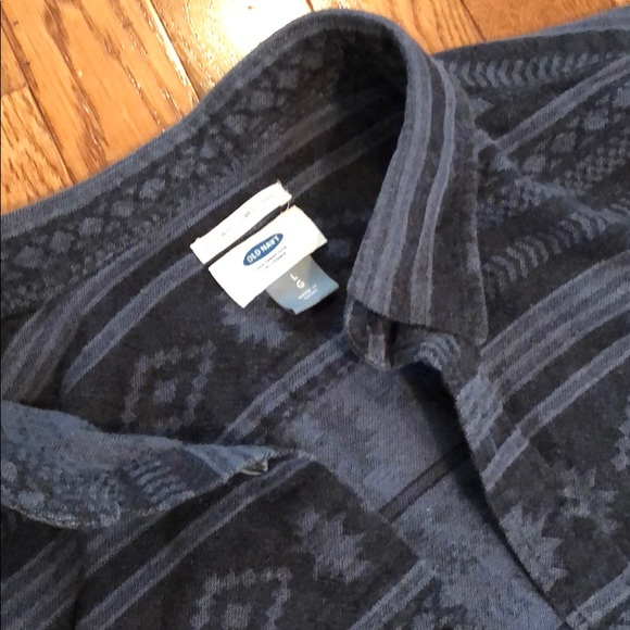 Old Navy Tribal Design Button Down Shirt - Picture 2 of 3